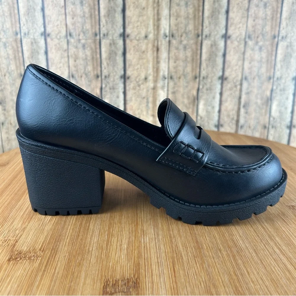 Soda Black Chunky Platform Penny Loafers